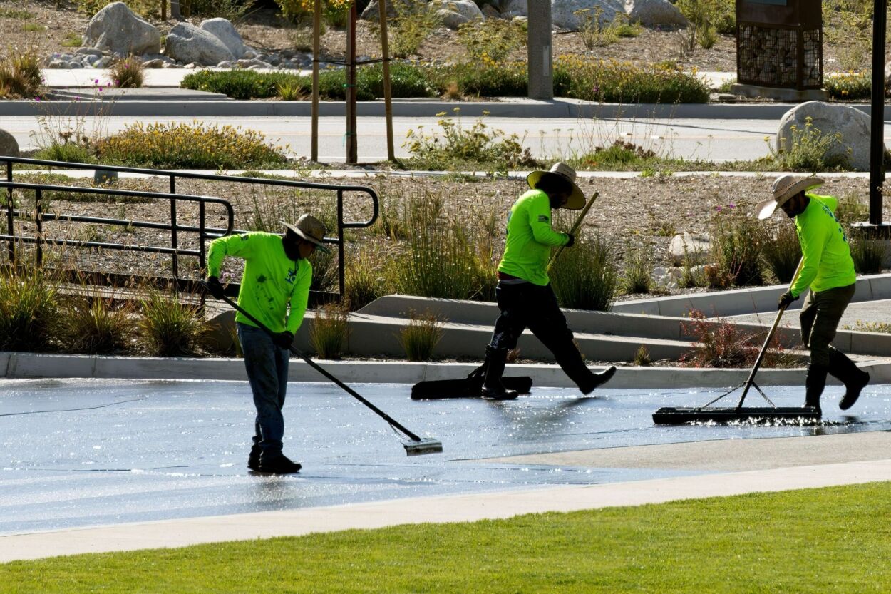 Right Commercial Cleaning Services Right Commercial Cleaning Services